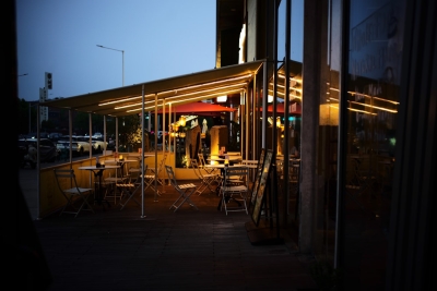 Waarom lichtsnoeren verdwijnen van het Nederlandse terras